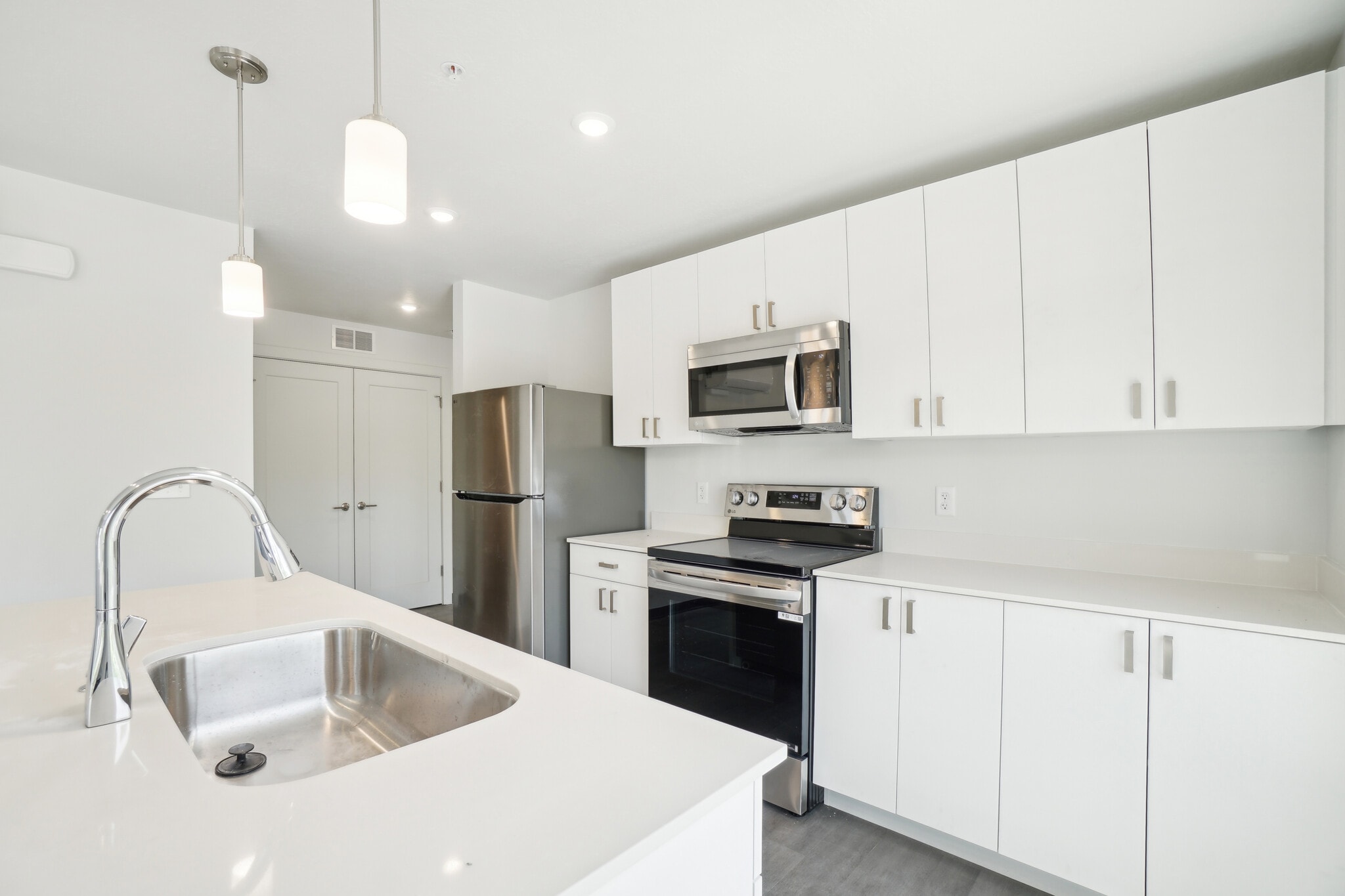 Building Photo - 1326 S 500 E