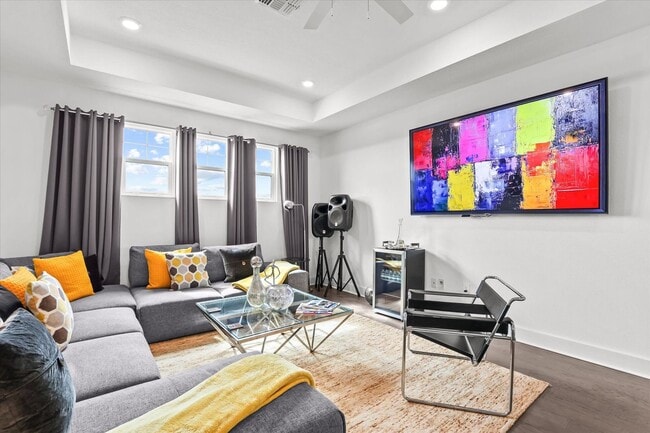 Building Photo - Waterfront Luxury Living | Private Dock + Direct Tampa Bay Access