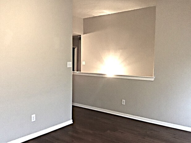 Building Photo - 15515 Elm Leaf Pl