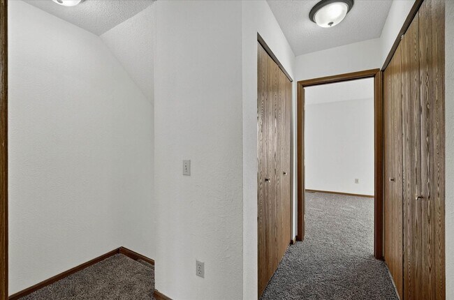 Building Photo - 2755-2761 Scarlet Oak