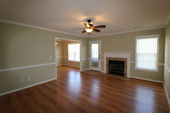 Building Photo - 505 Wallridge Dr