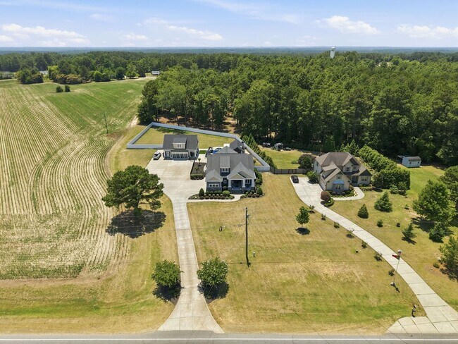 Building Photo - 3183 US-421