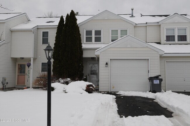Primary Photo - 1116 Spearhead Dr