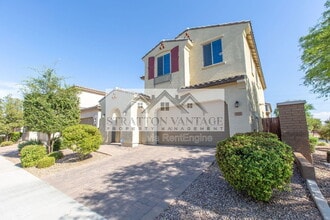 Building Photo - 2883 E Ebony Dr