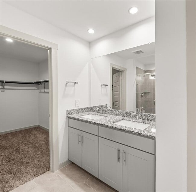 Building Photo - 4918 Pne Hvn Ln
