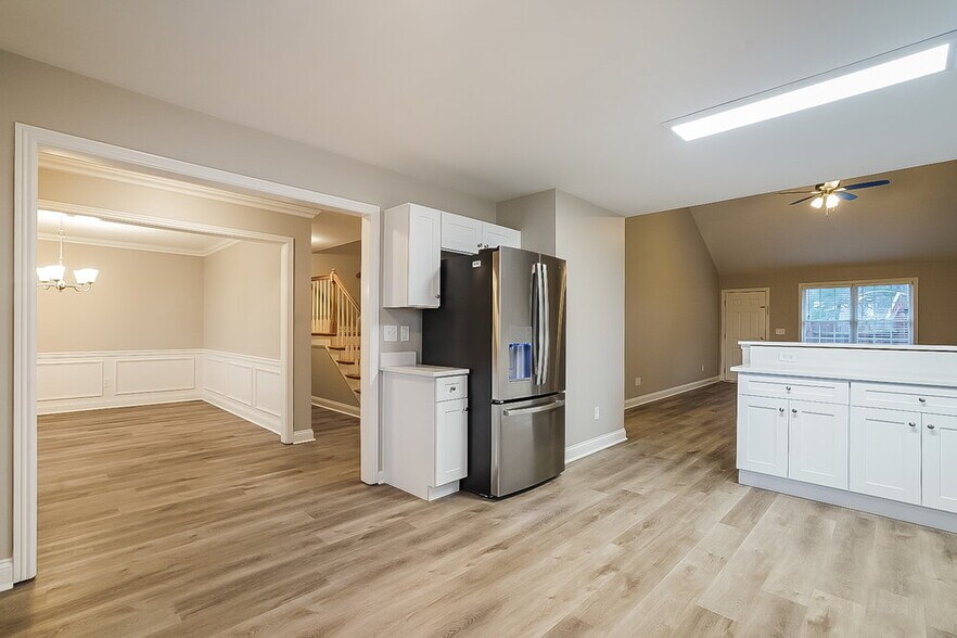 Building Photo - 505 Hopewood Ct