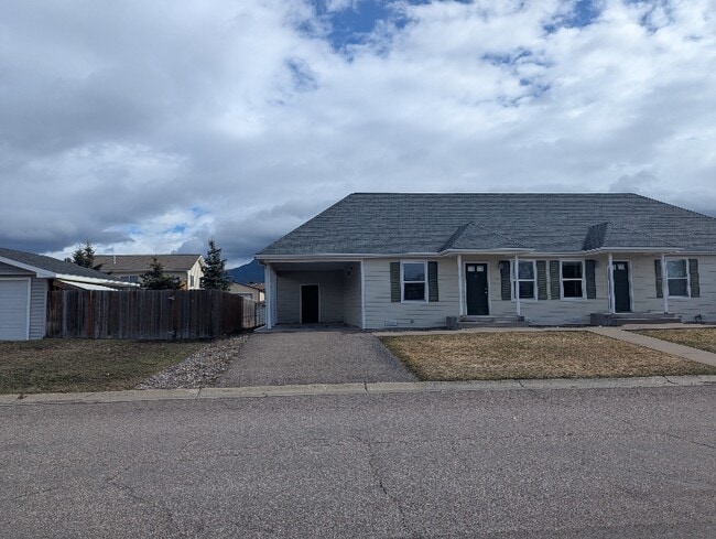 Building Photo - 7 Beth Rd