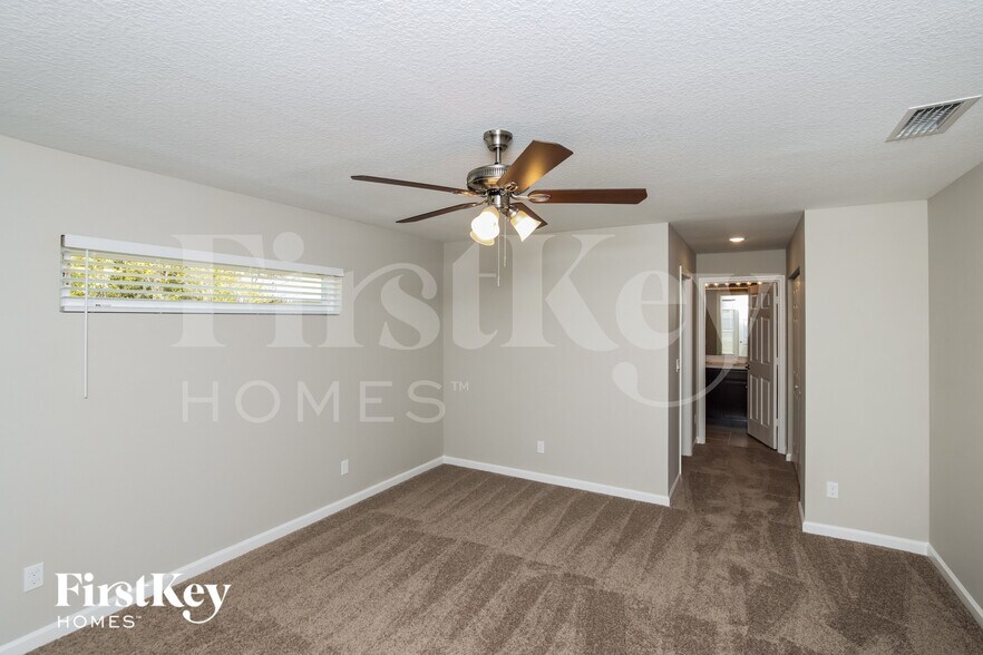 Building Photo - 1468 Rankin Ave SE