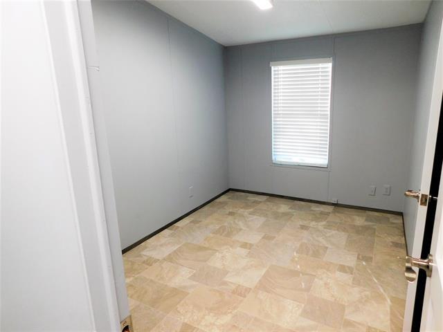Building Photo - 323 Co Rd 3504