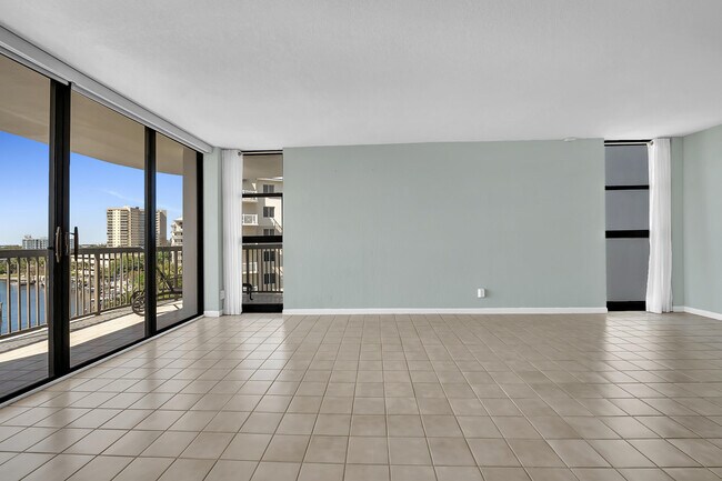 Building Photo - 1361 S Ocean Blvd