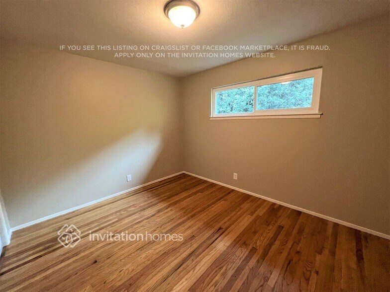 Building Photo - 4296 Scenic Ave