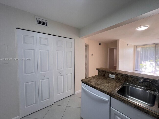 Building Photo - 5661 Riverside Dr