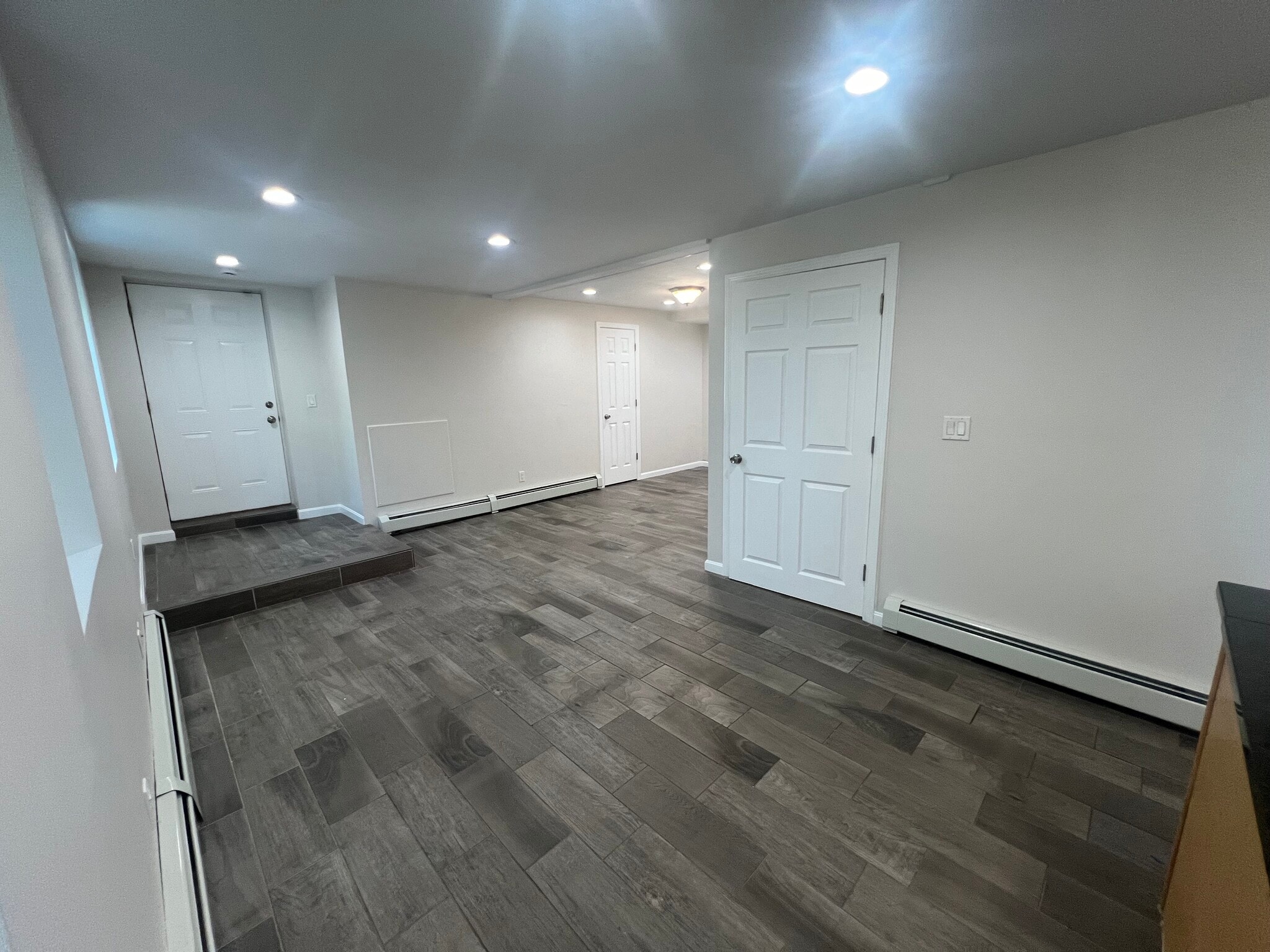 Building Photo - 21 Dale St