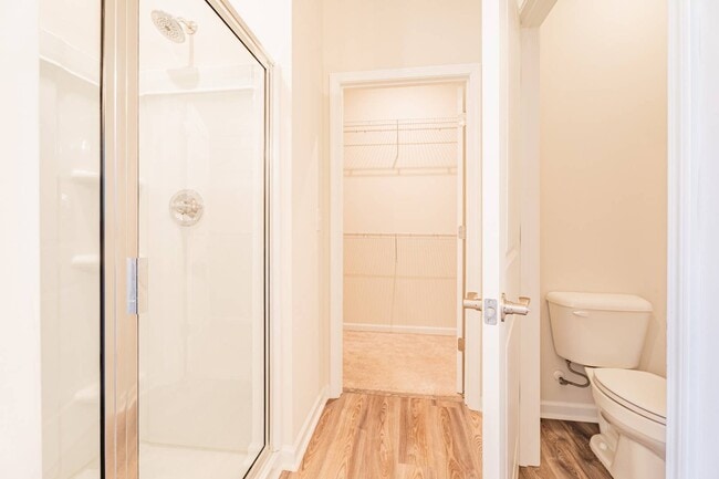 Building Photo - 812 Justify Lp