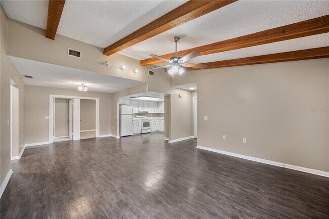 Building Photo - 5513 Karan Ct