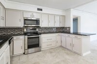 Building Photo - 7709 Village Trail Dr