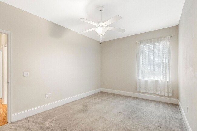 Building Photo - Captivating 3 bedroom house available for rent, wood floors, garage, screened porch renting for $...