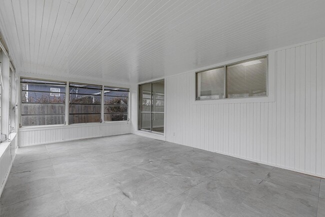 Building Photo - 2151 Trent Rd