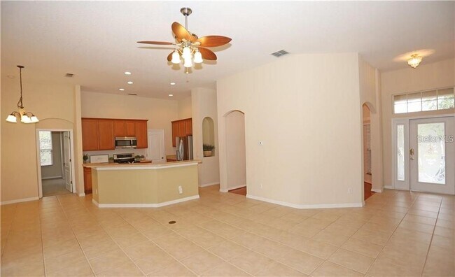 Building Photo - 93 Lett Ln