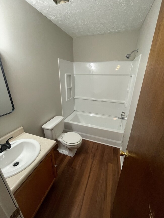 Building Photo - 119 Lambert Dr