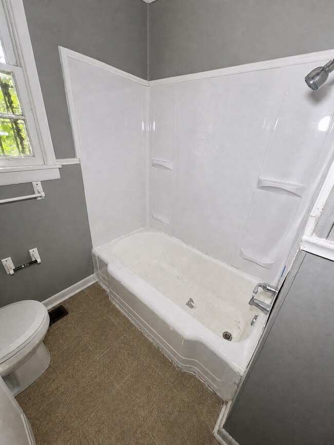Building Photo - 4673 Churchill Dr