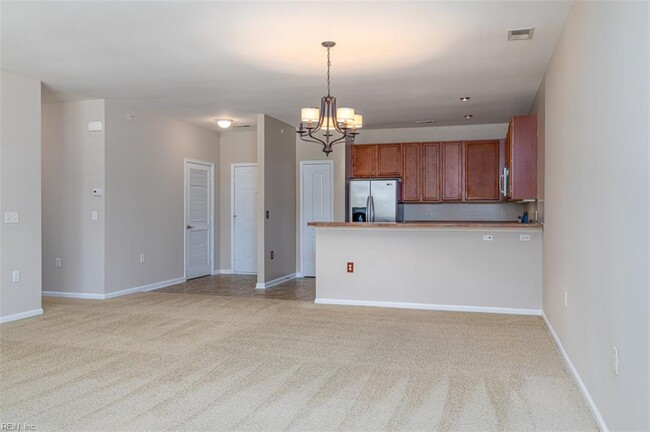 Building Photo - 5212 Nuthall Dr
