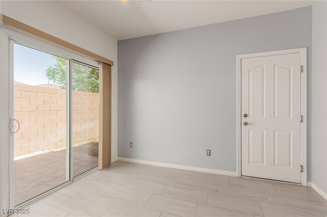 Building Photo - 4496 Shallow Brush Ave