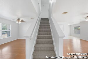 Building Photo - 535 Centro Hermosa