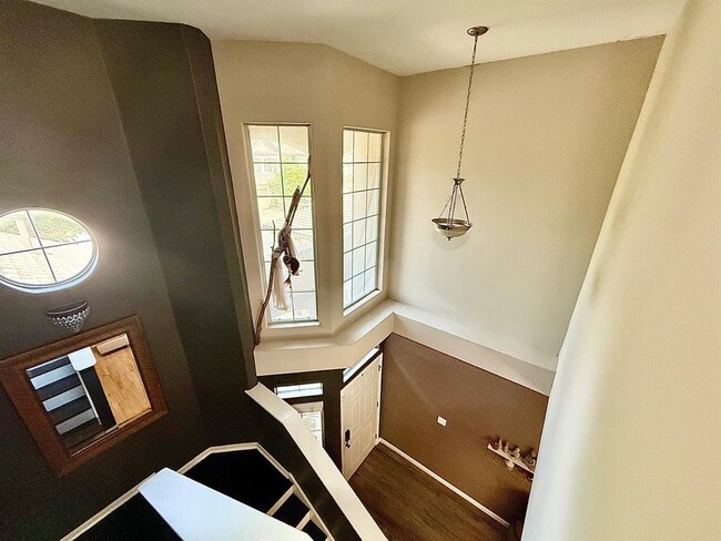 Building Photo - 3300 Forest Creek Dr