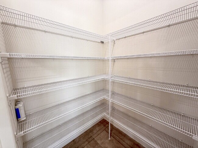 Building Photo - Elegant  2 bed, 2 bath Villa in BridgeWater Landing 55+ community – Maintenance-Free Living at It...