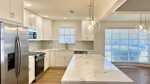 Building Photo - 3915 Spring Hollow Dr