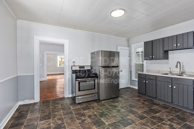 Building Photo - 51 Colfax St NE