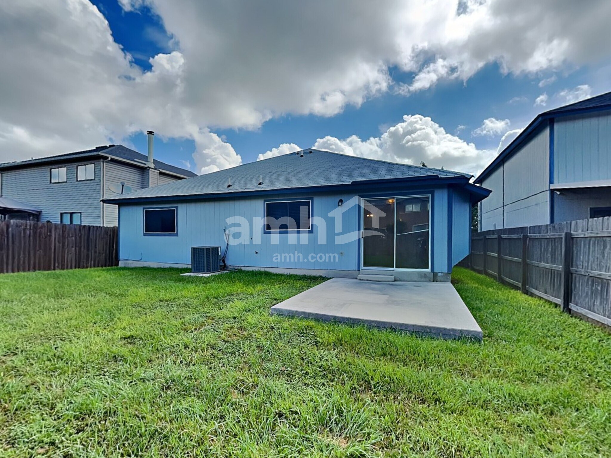 Building Photo - 6422 Beech Trail Dr