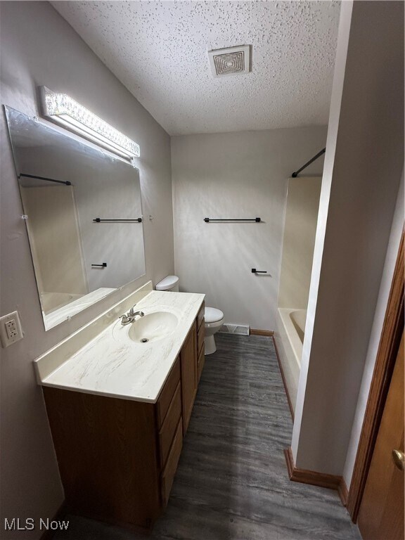 Building Photo - 631 Orchard Hill Rd