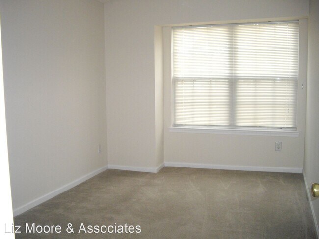 Building Photo - 3 br, 2.5 bath House - 926 Allendale Drive