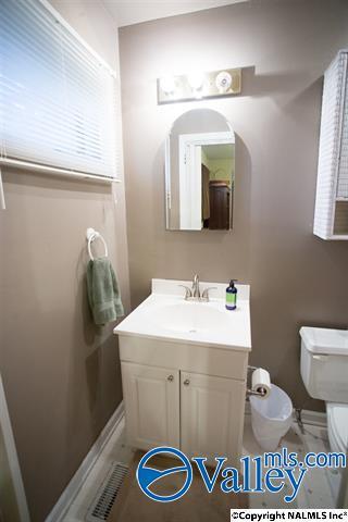 Building Photo - 4607 Rutledge Dr NW
