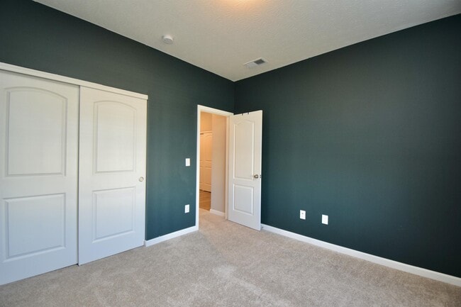Building Photo - 1601 Ashbury Ct