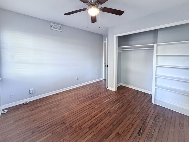 Building Photo - 2054 Emogene St