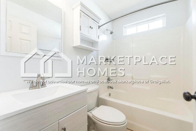 Building Photo - 107 Marcelline Ct