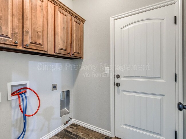 Building Photo - 20575 Pioneer Dr