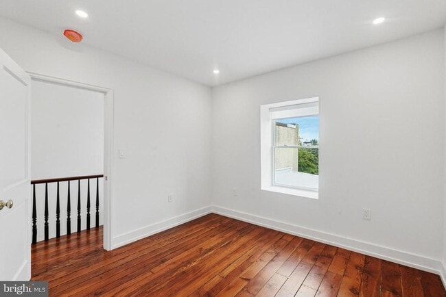 Building Photo - 2317 E Cumberland St