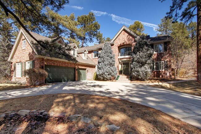 Primary Photo - Castle Pines Village Custom Home for lease.