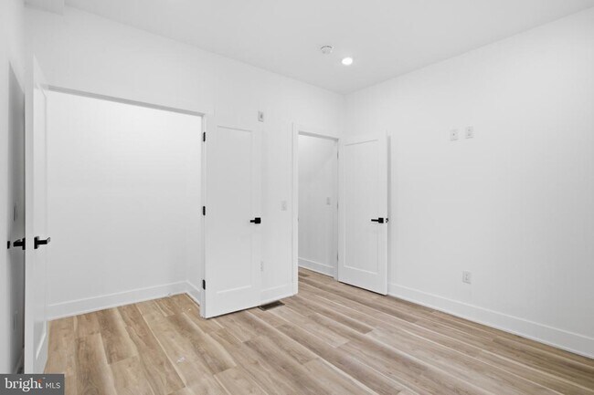 Building Photo - 349 N 62nd St