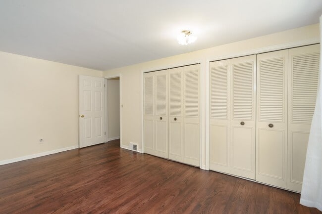 Building Photo - 2377 Williamstown Ct