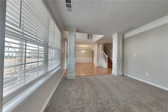 Building Photo - 2693 Austin Ridge Dr NE