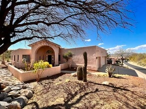 Building Photo - 10123 N Alder Spring Dr