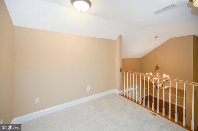 Building Photo - 13784 Charismatic Way