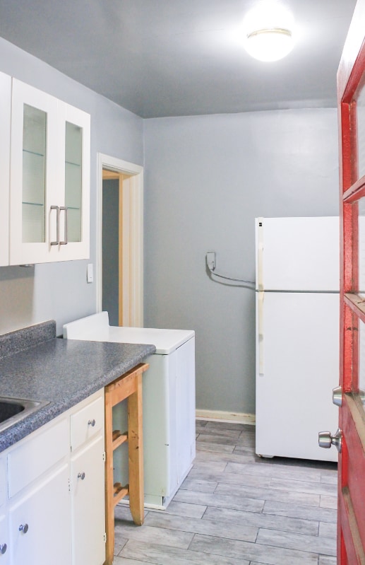 Building Photo - 334 E 65th St