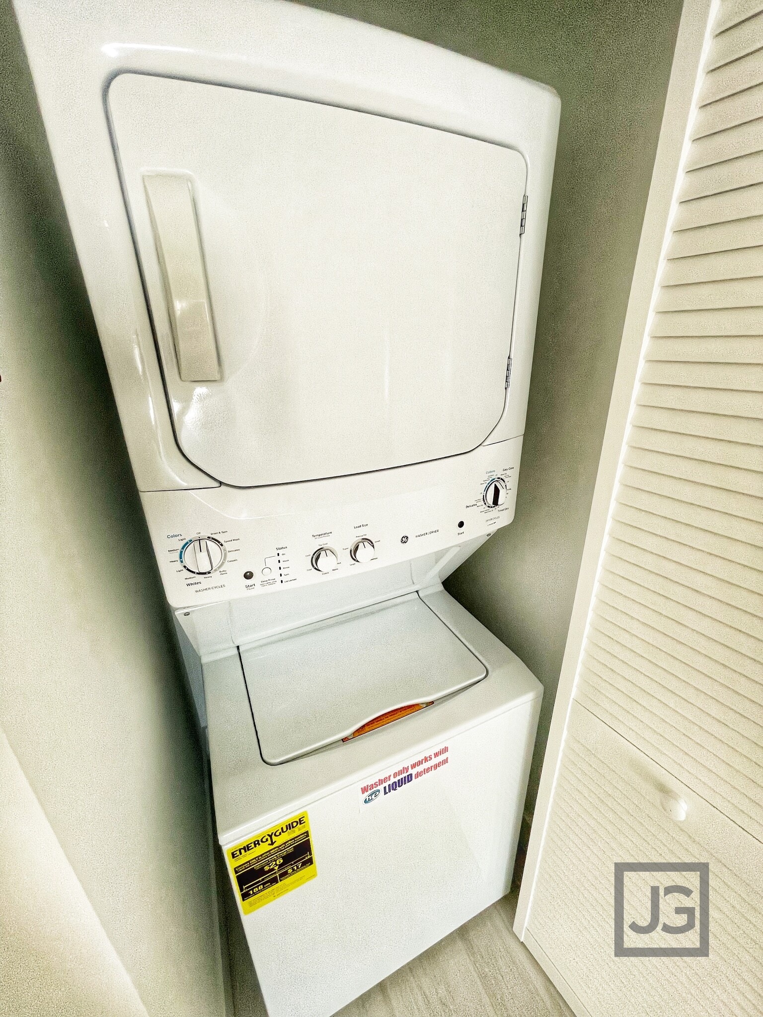 W/D - 326 NE 5th Ave