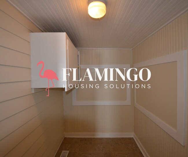 Building Photo - 37 S Cherrywood Ave